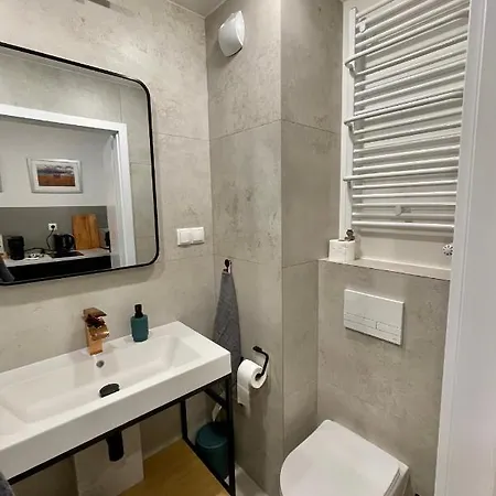 Apartment Plac Wolności 6 *