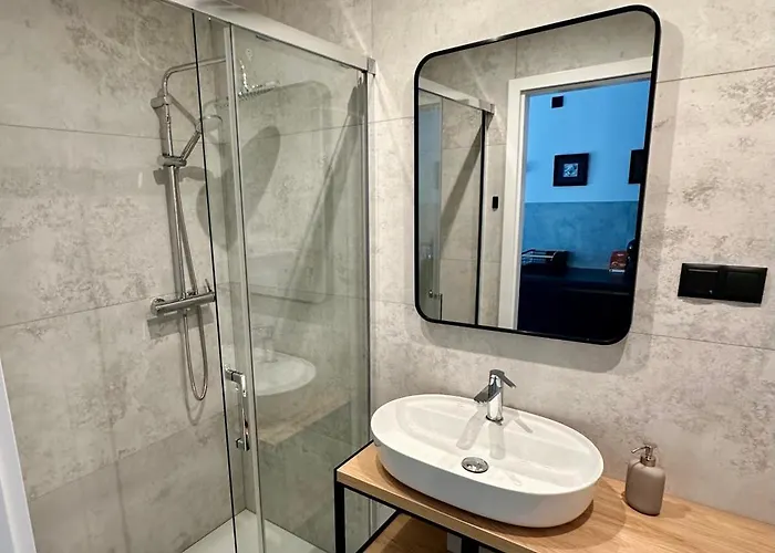 Plac Wolnosci 6 Contactless Check-in 24h *